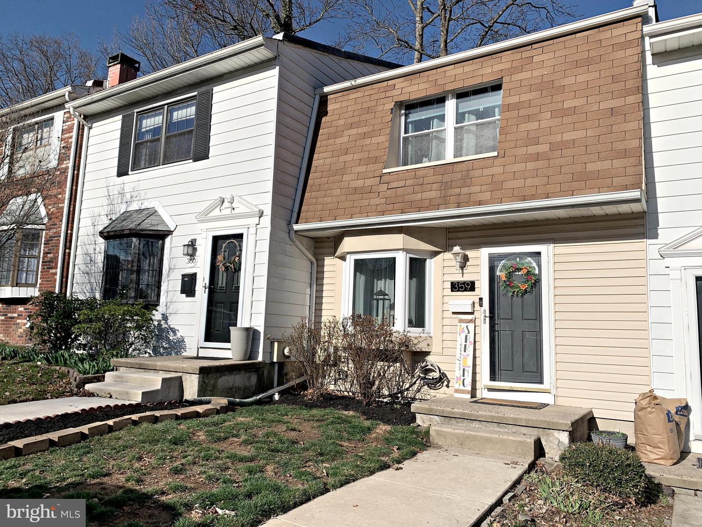 359 Dartmouth Ct Property Photo