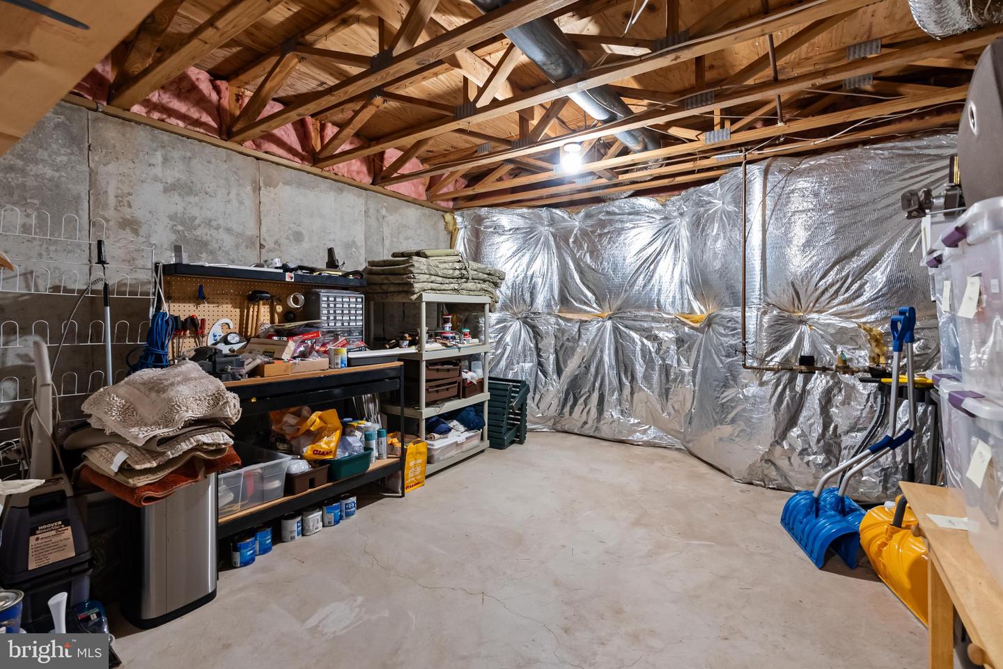5089 Beacon Hill Ct Property Photo 18