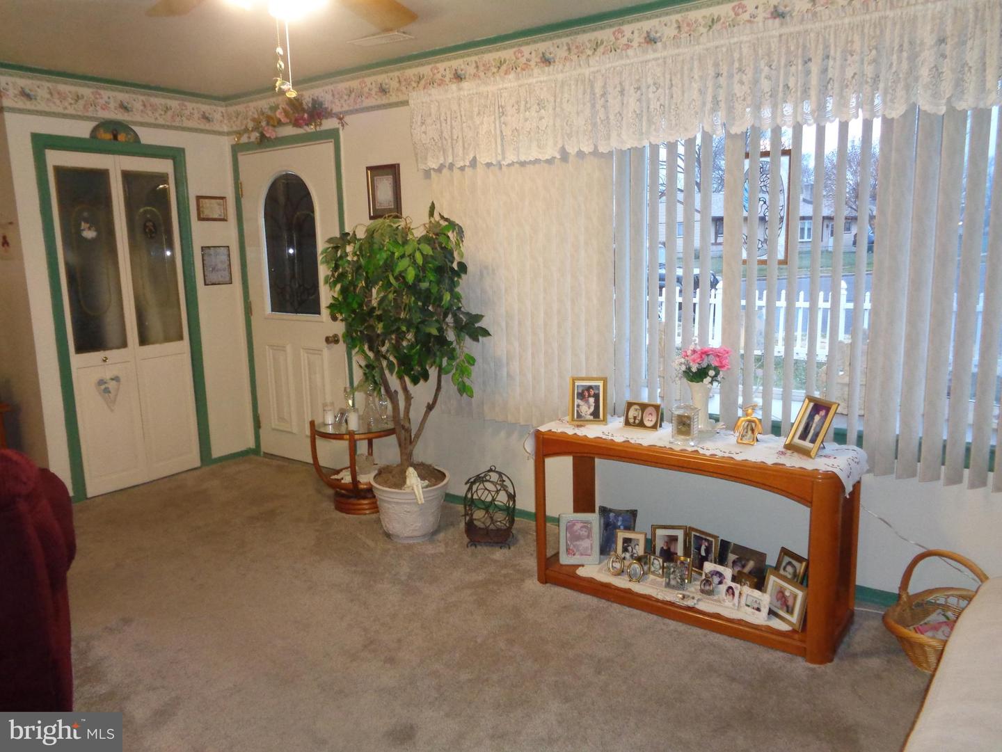 1719 Susan Ave Property Photo 5