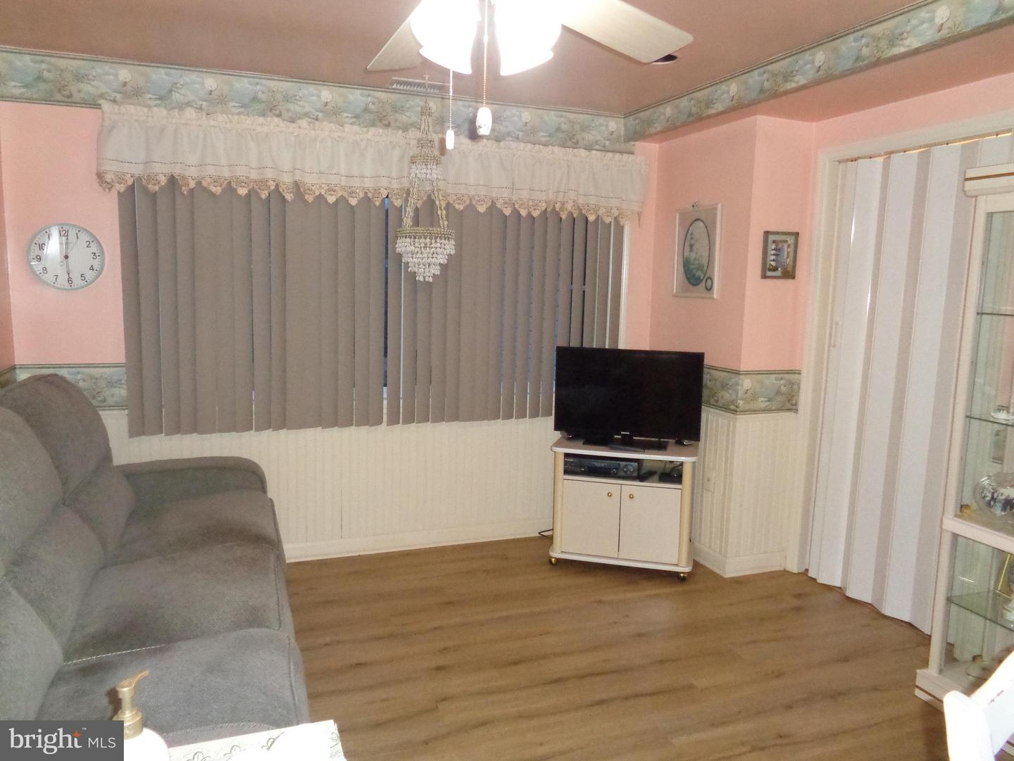 1719 Susan Ave Property Photo 12