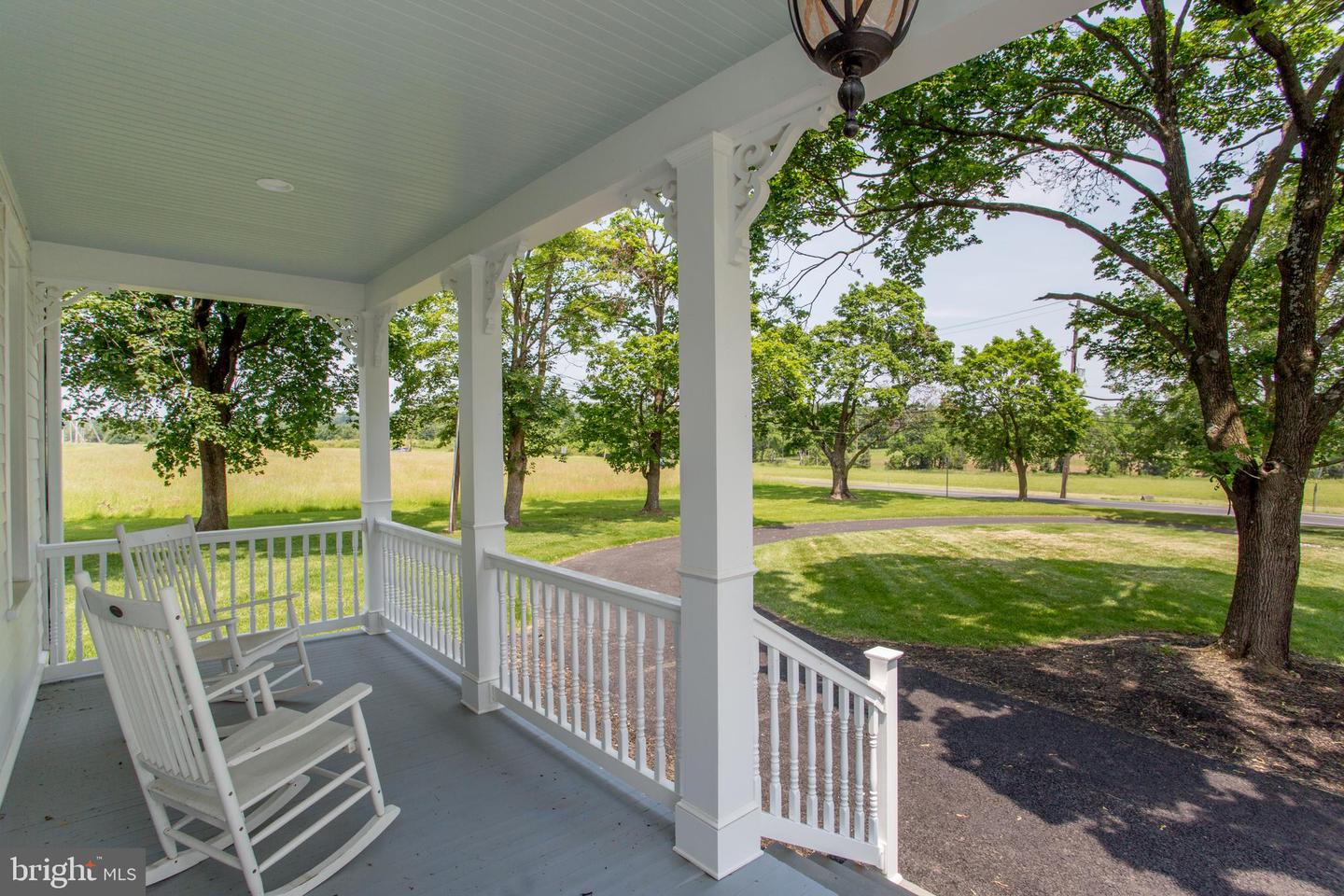 1948 Forest Grove Rd Property Photo 5