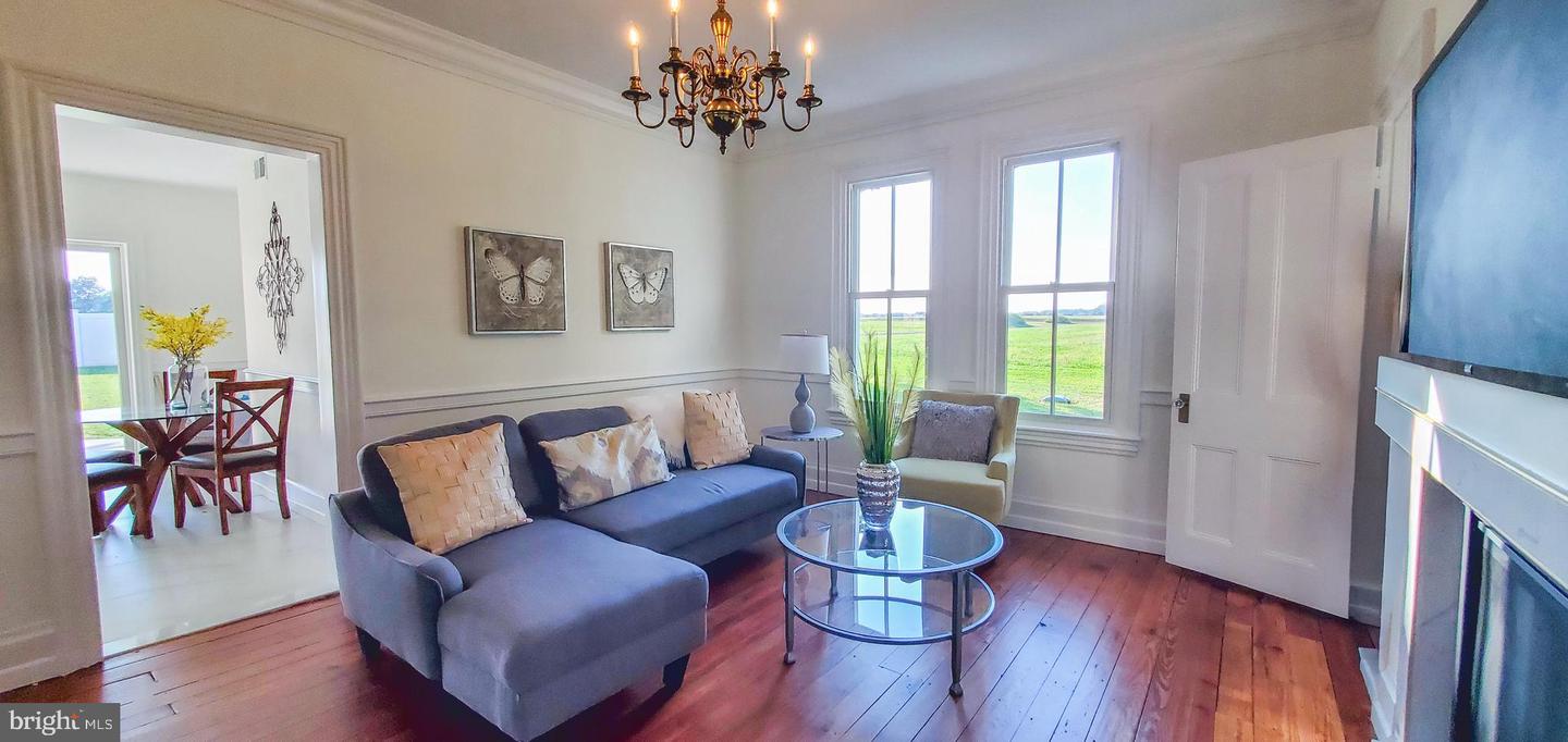 1948 Forest Grove Rd Property Photo 12