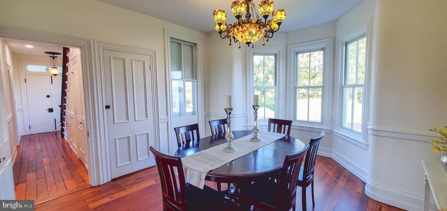 1948 Forest Grove Rd Property Photo 17