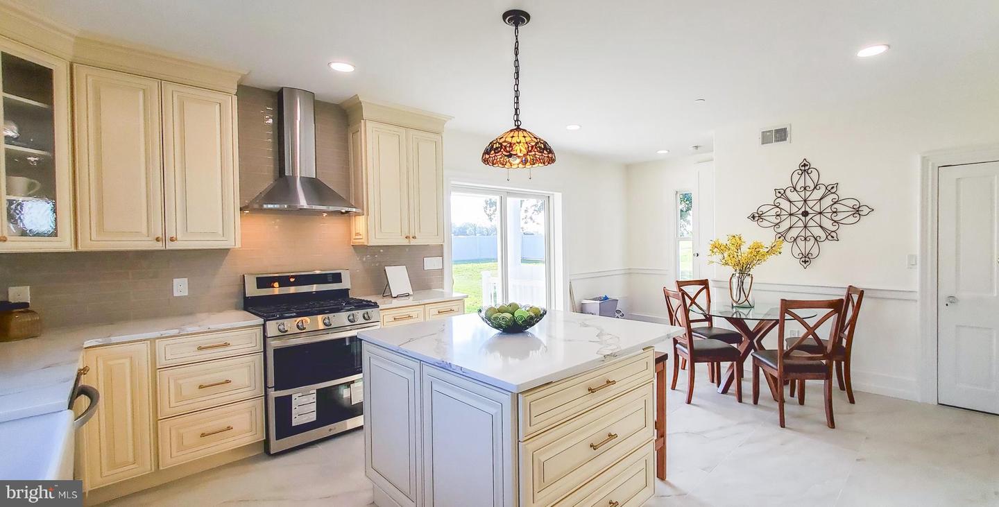 1948 Forest Grove Rd Property Photo 20