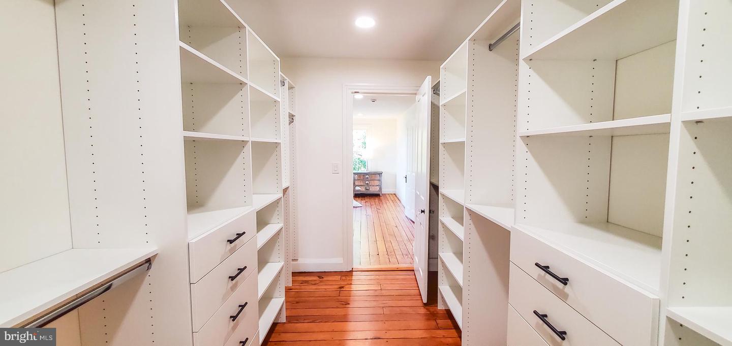 1948 Forest Grove Rd Property Photo 26