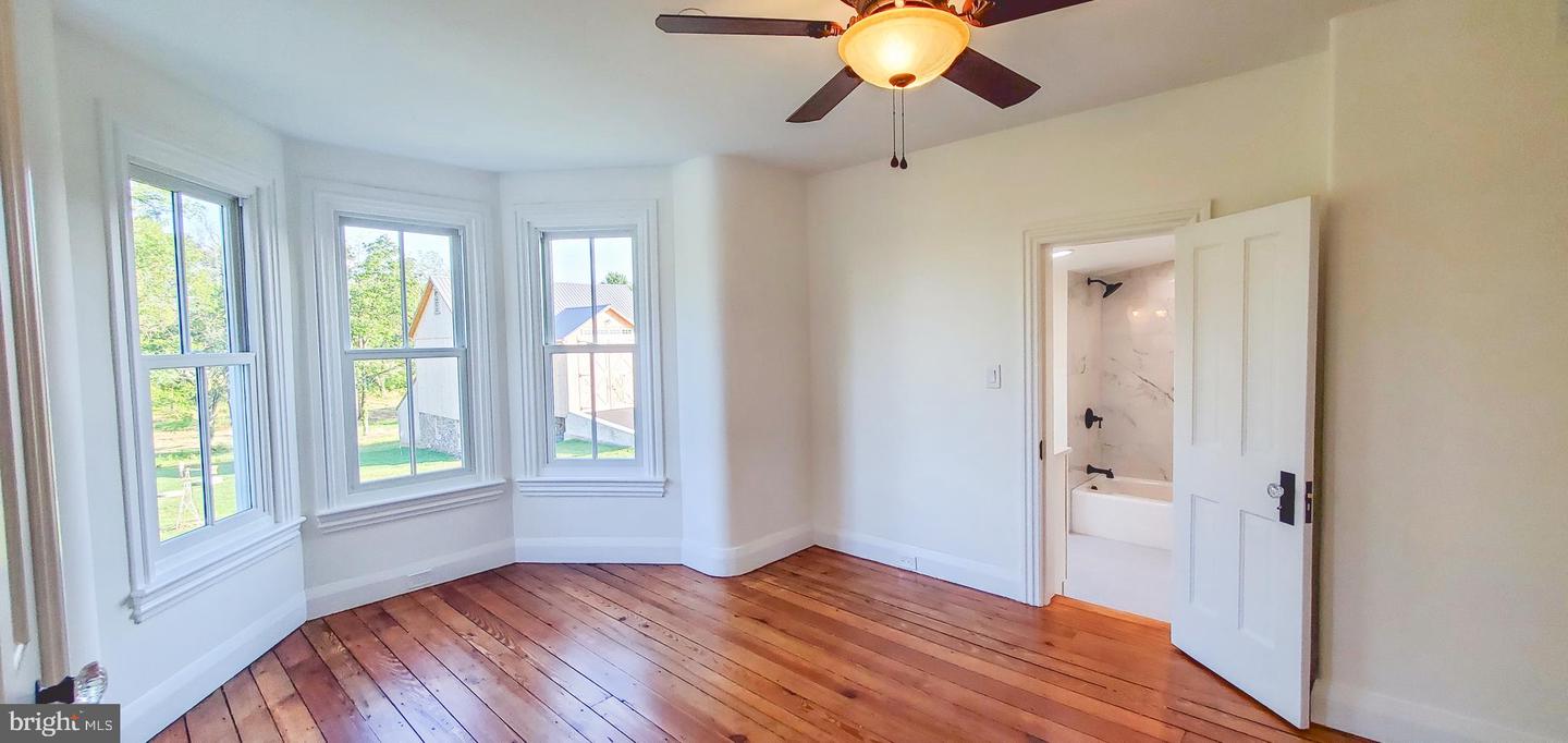 1948 Forest Grove Rd Property Photo 29