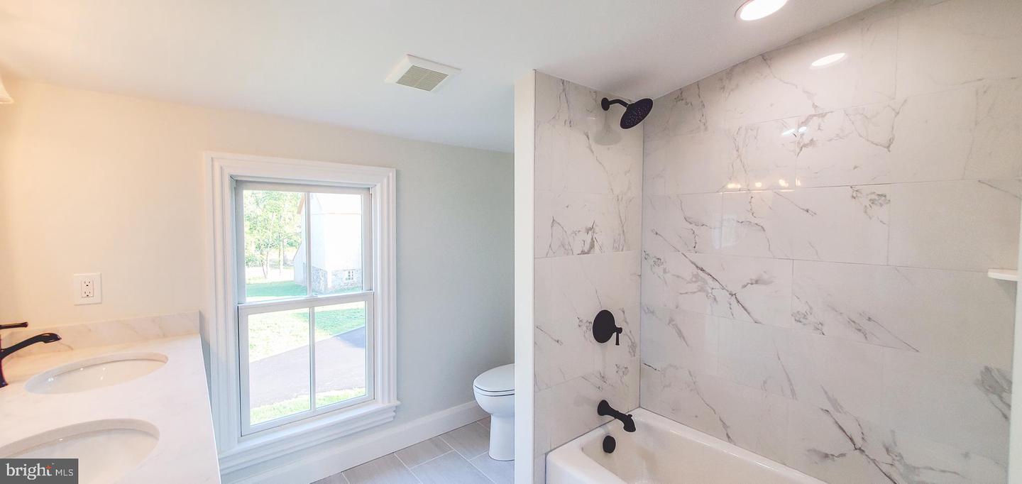 1948 Forest Grove Rd Property Photo 30