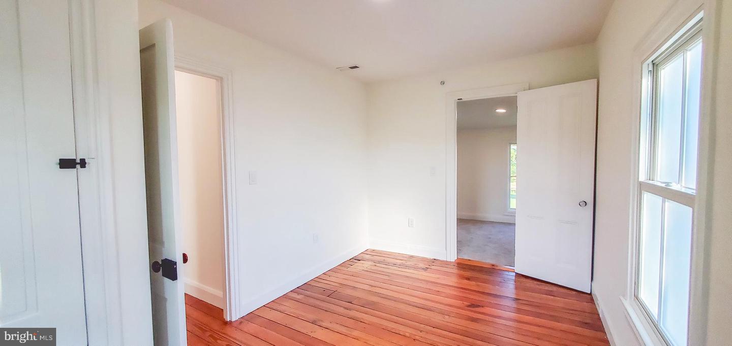 1948 Forest Grove Rd Property Photo 32