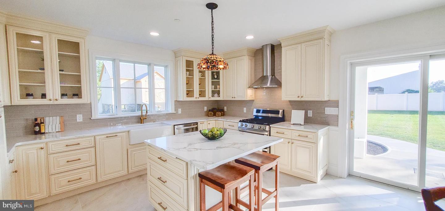 1948 Forest Grove Rd Property Photo 86