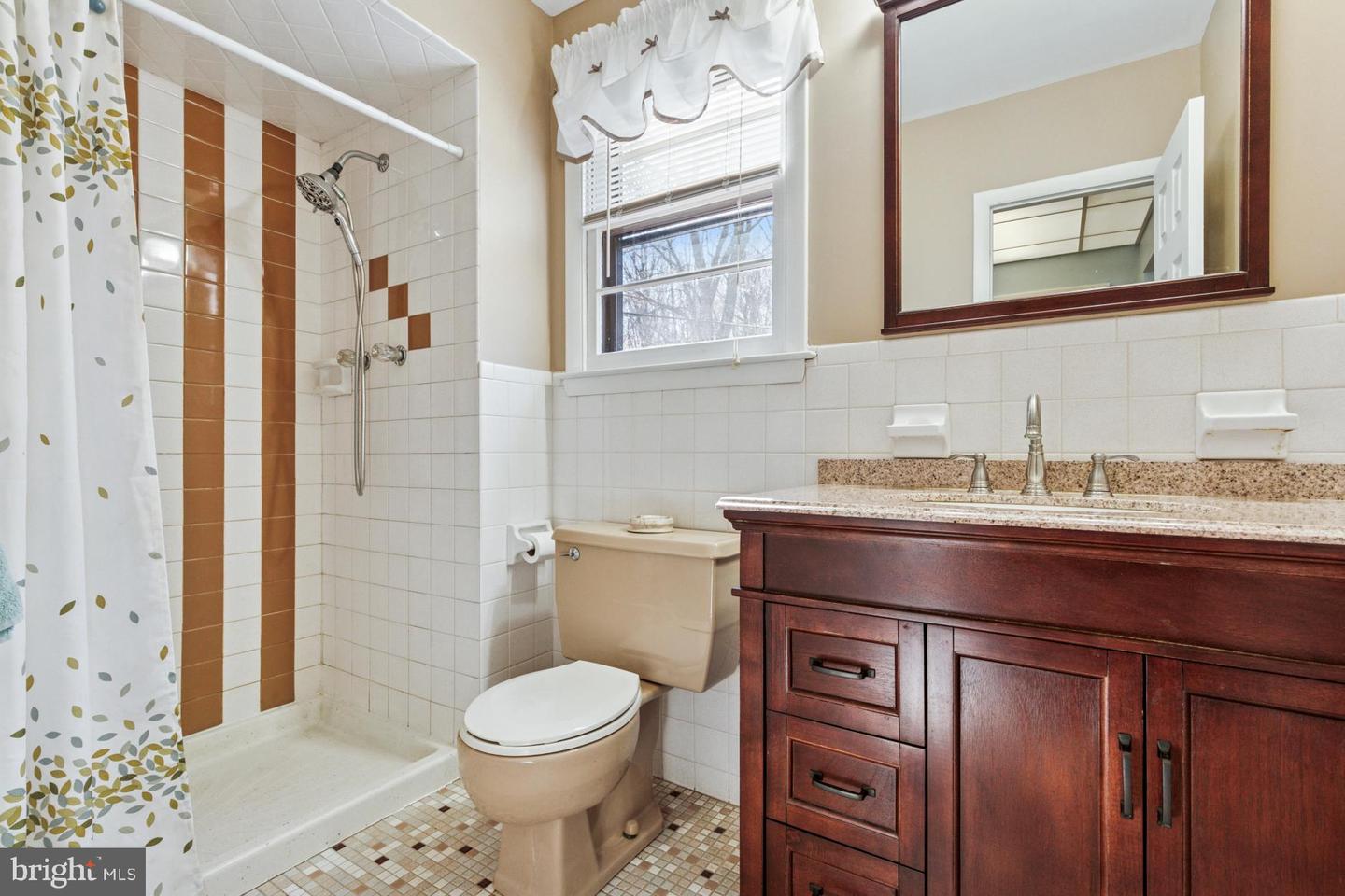 77 Turkey Ln Property Photo 18