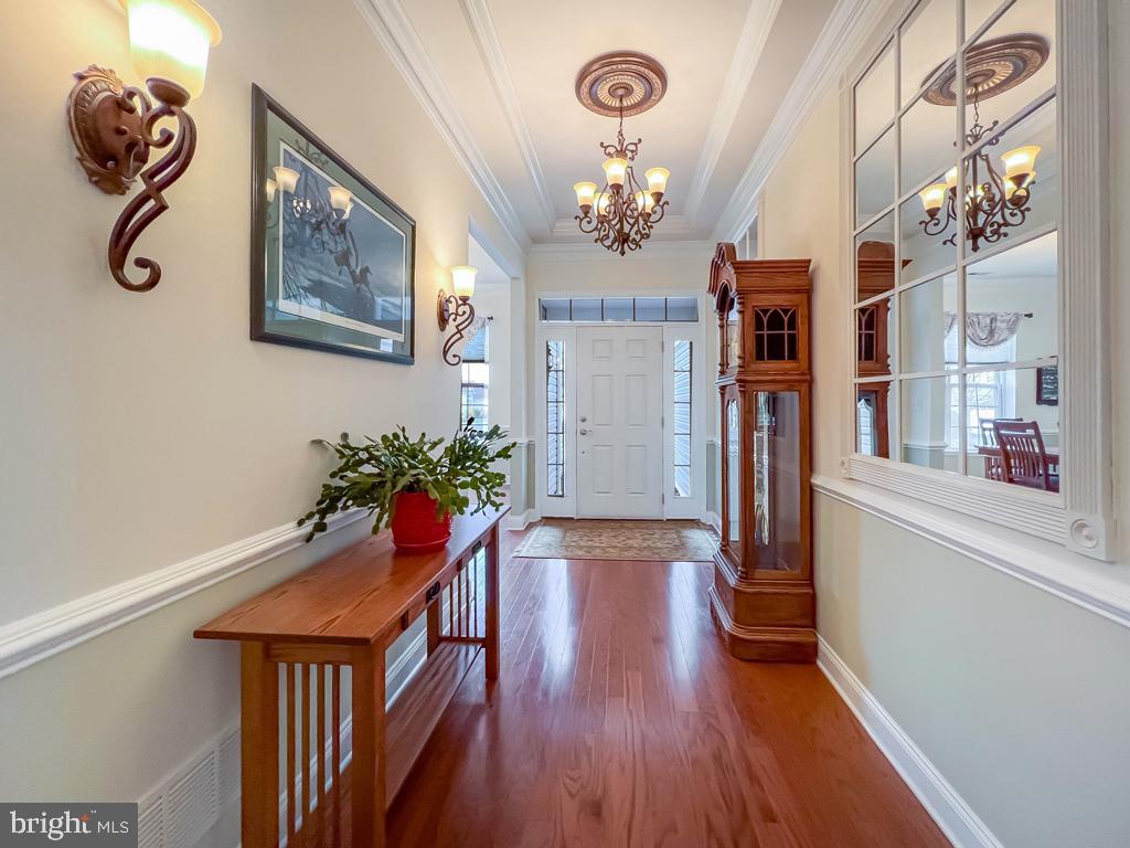 1673 Manion Way Property Photo 4