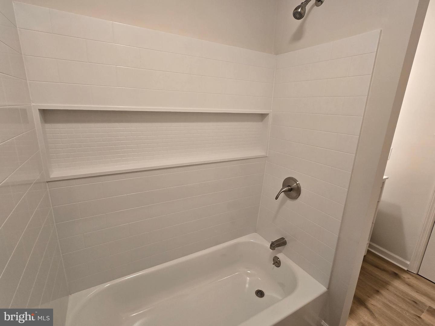 219 Plymouth Ct Property Photo 34