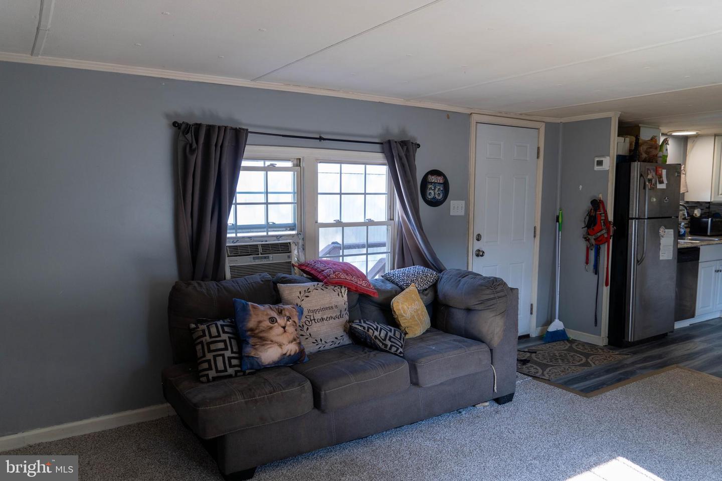 11 Kennedy Dr Property Photo 4