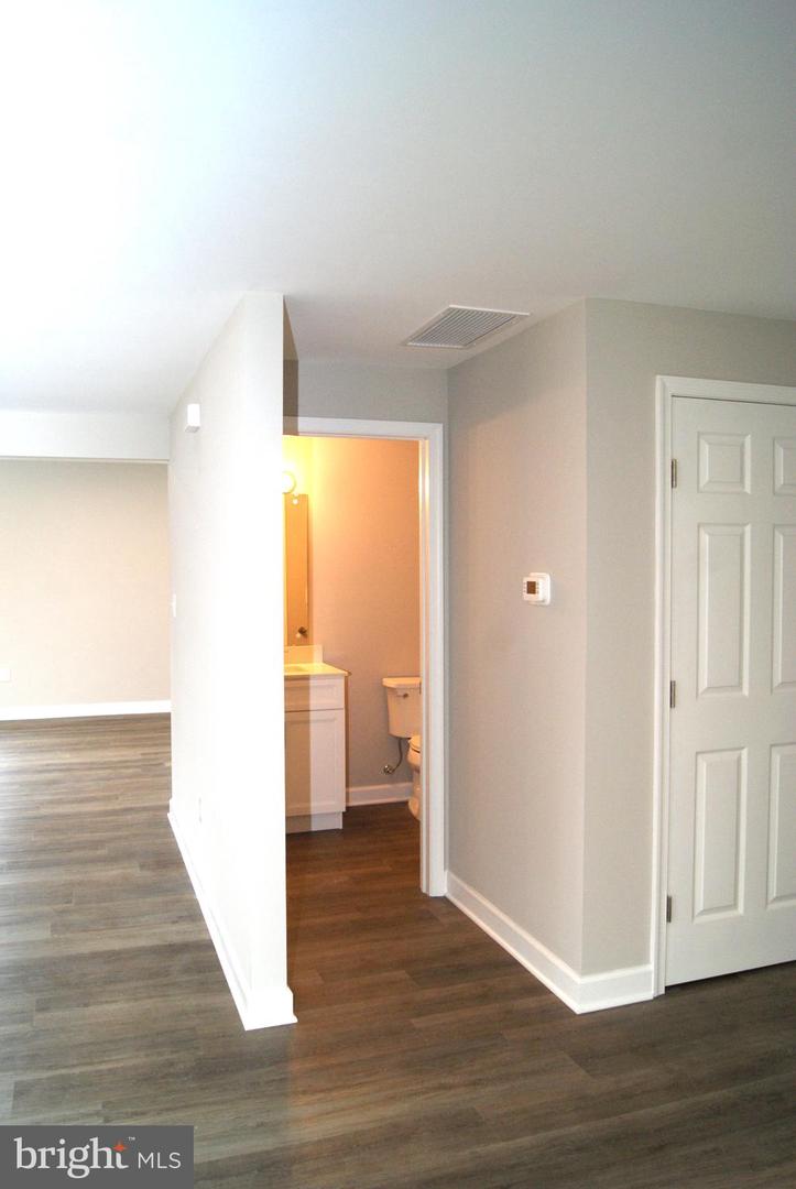 3702 Nichol St Property Photo 14