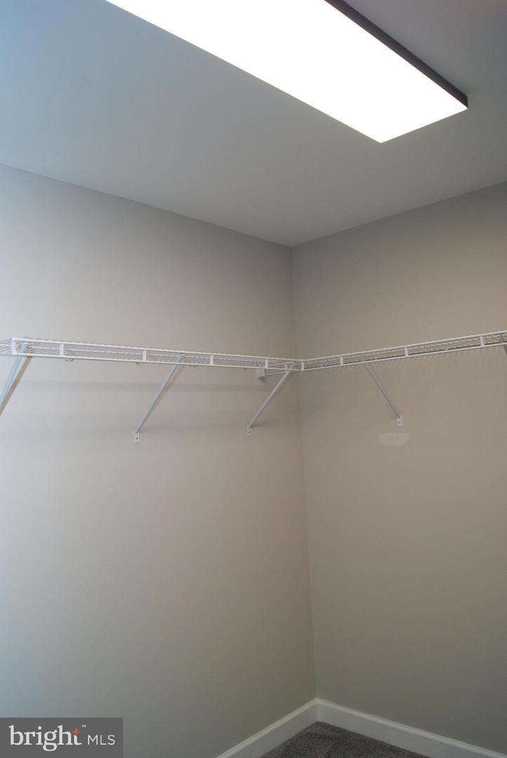 3702 Nichol St Property Photo 23