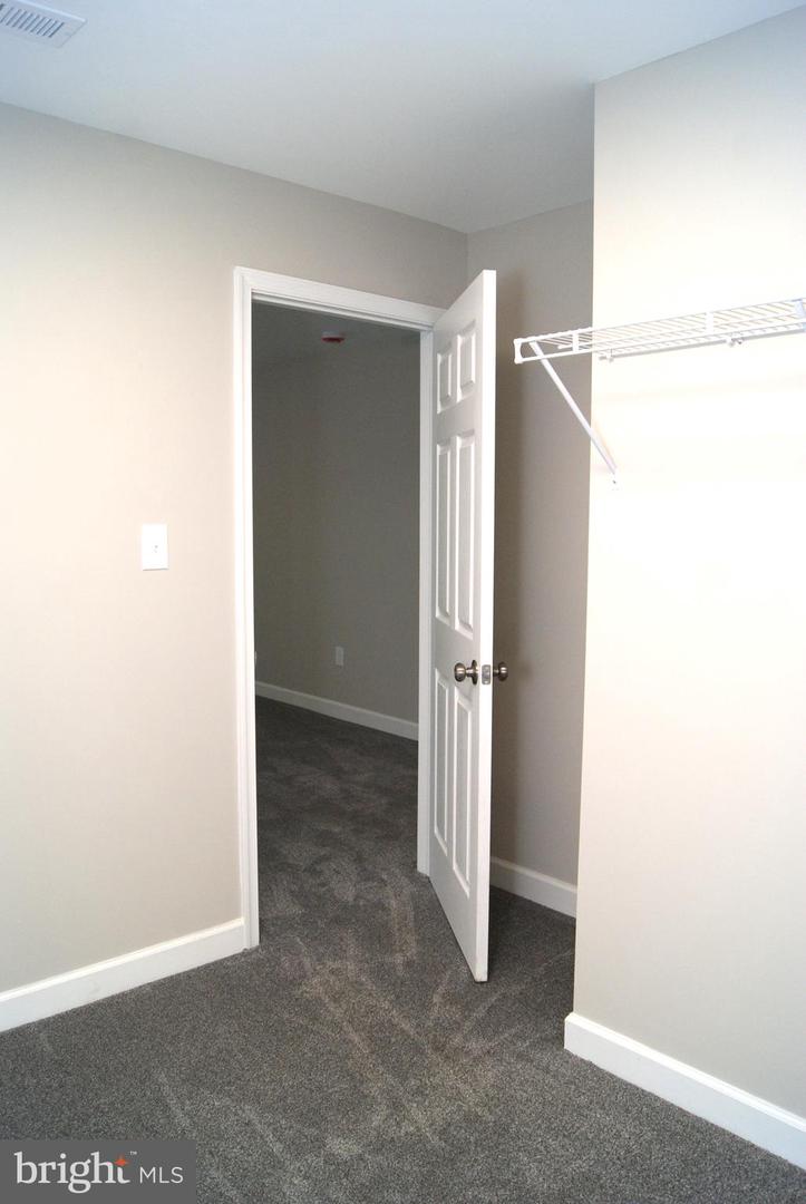 3702 Nichol St Property Photo 25