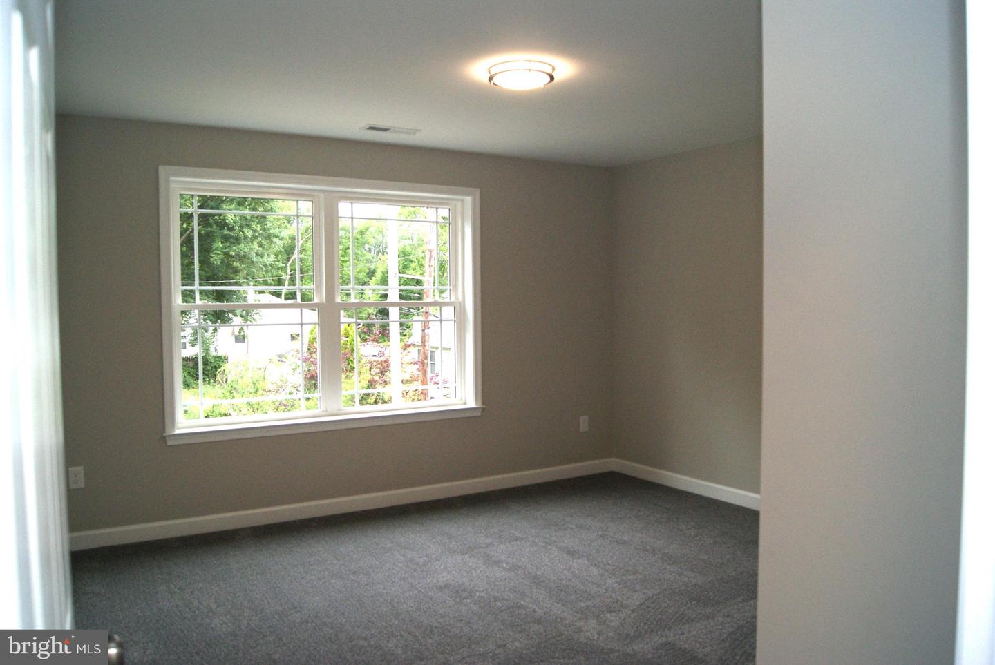 3702 Nichol St Property Photo 50
