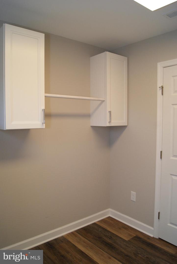 3702 Nichol St Property Photo 51