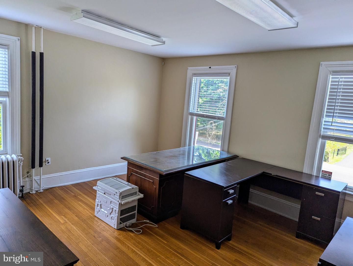 344 S Bellevue Ave Property Photo 14