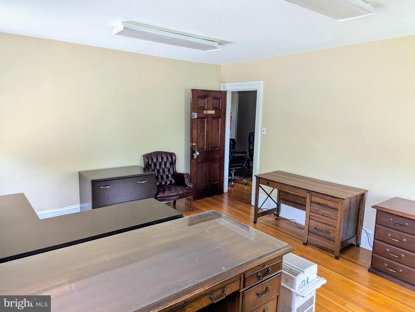 344 S Bellevue Ave Property Photo 16