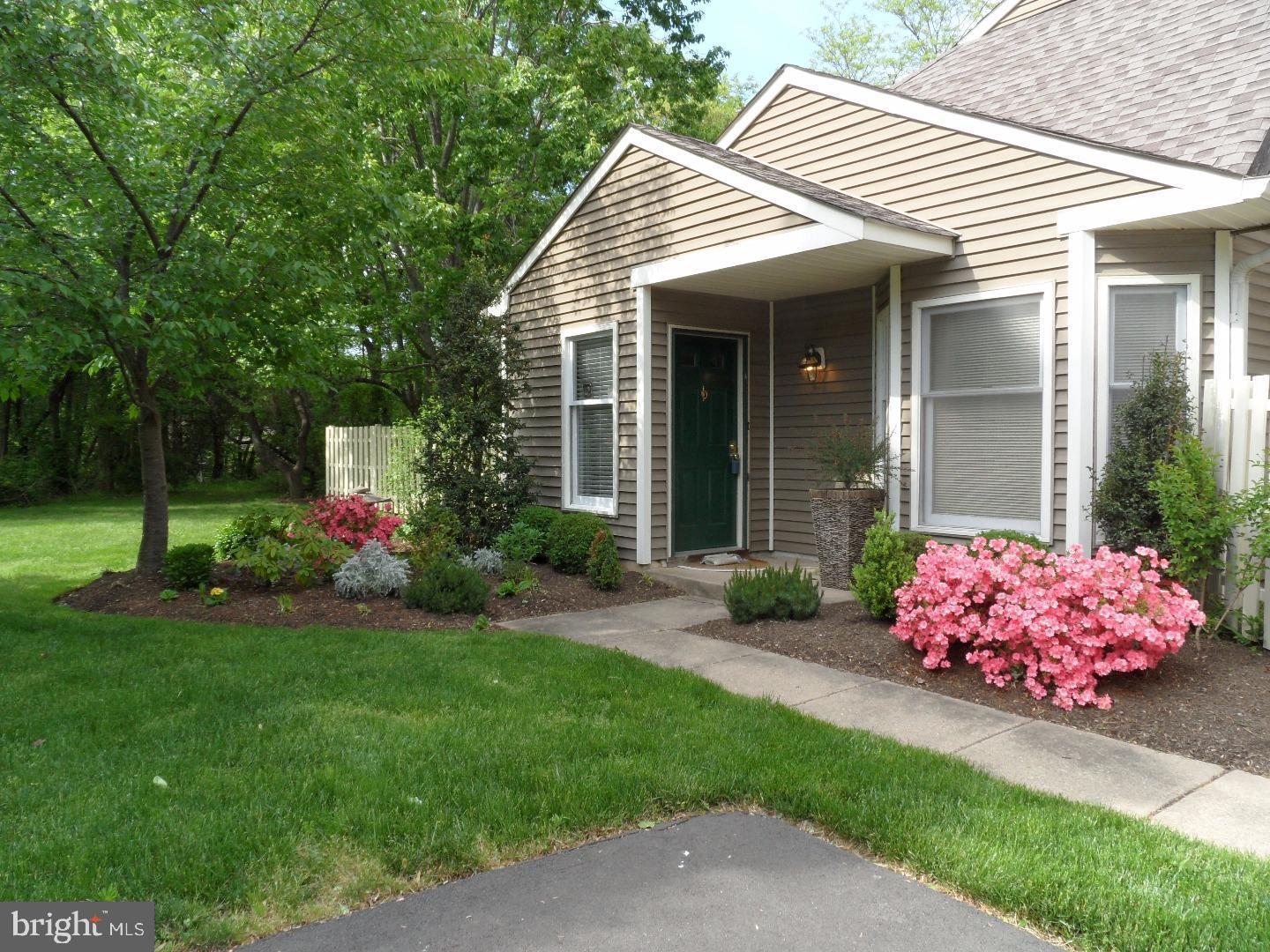 1572 Bud Ln Property Photo 3