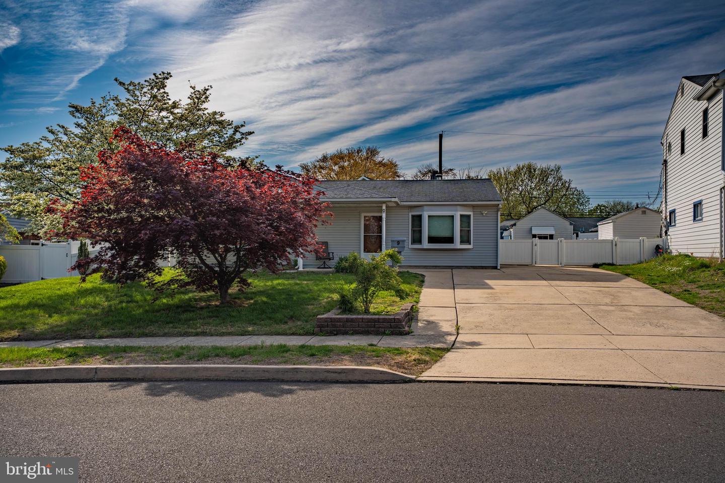 9 Mulberry Ln Property Photo
