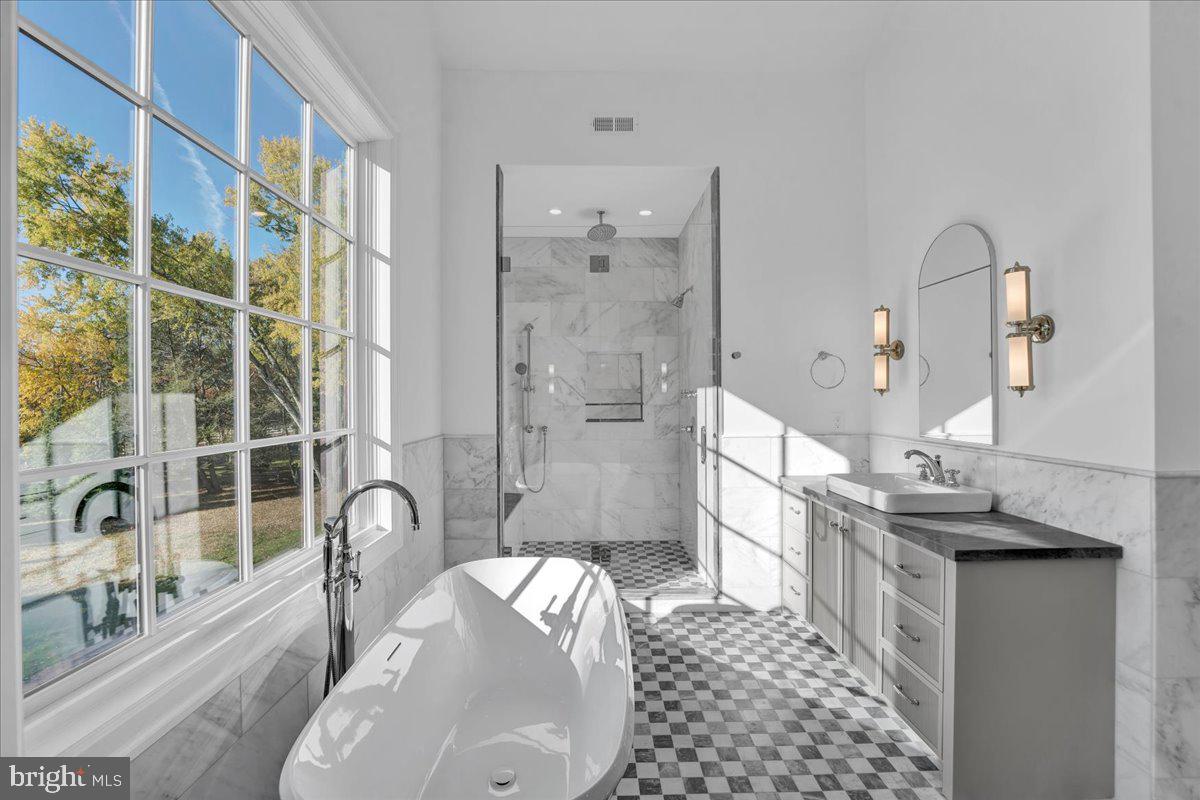 5805 Ridgeview Dr Property Photo 12