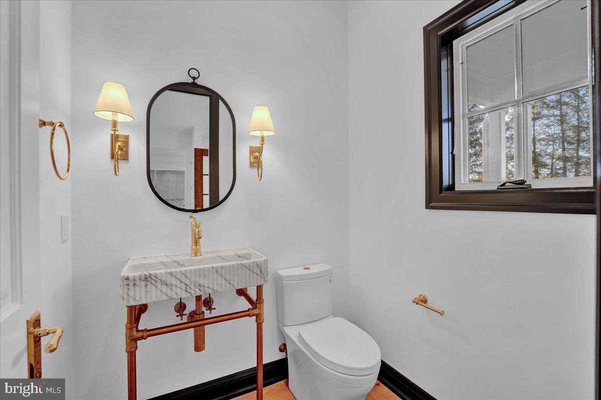 5805 Ridgeview Dr Property Photo 14