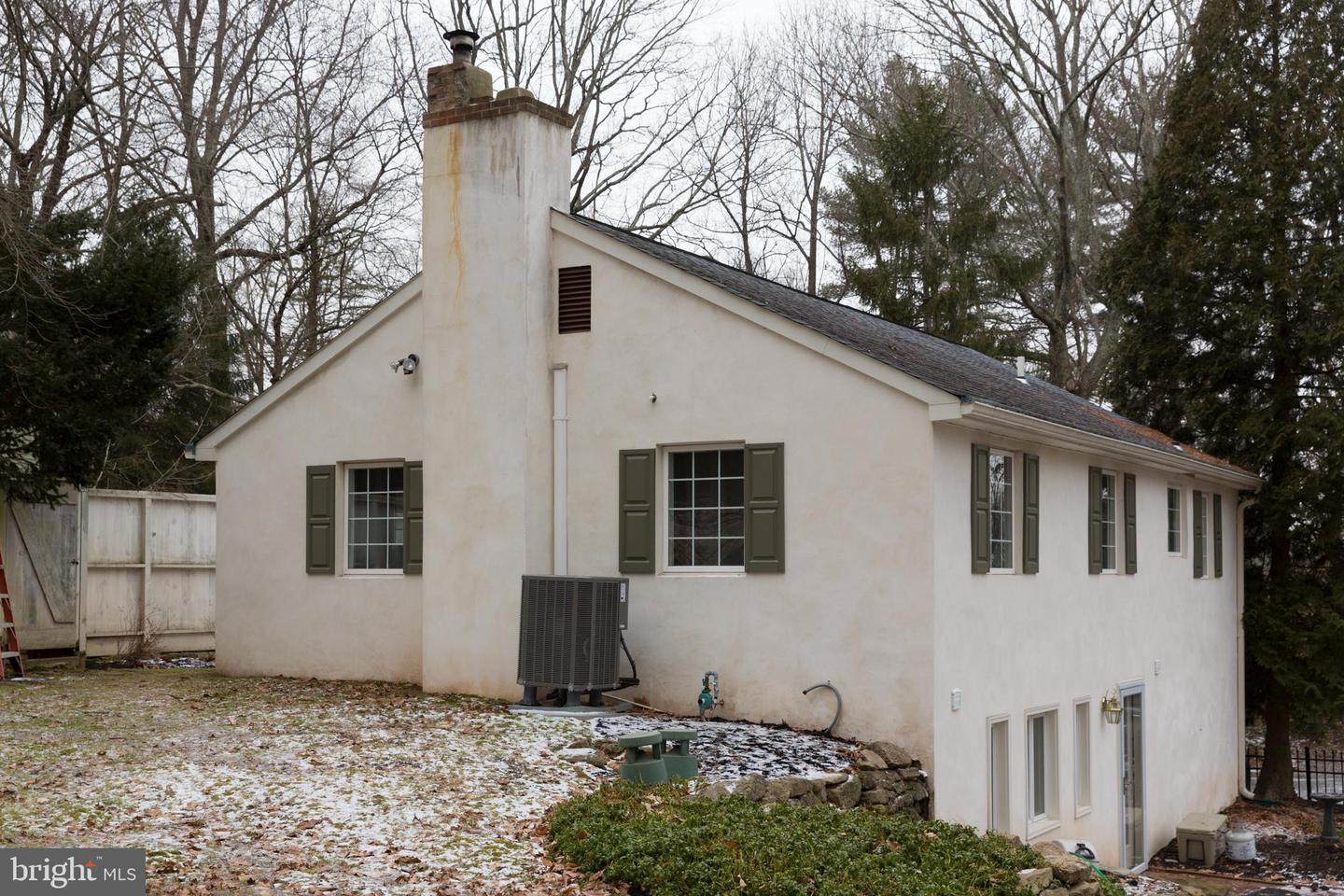 6920 Upper York Rd Property Photo 19