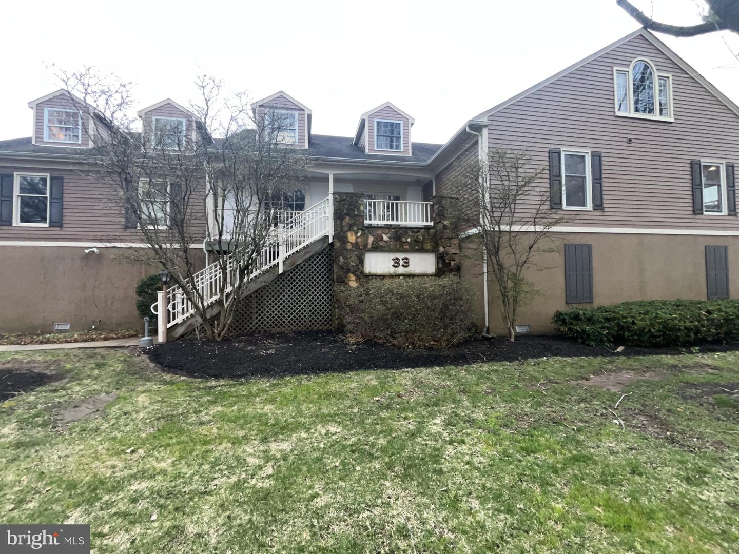 33 S Delaware Ave #204a Property Photo 1