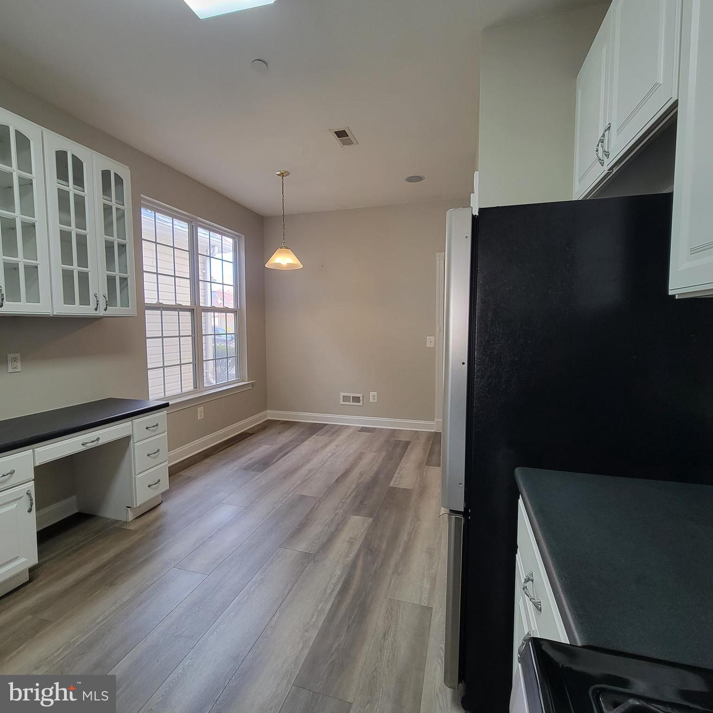 155 Dorchester Dr Property Photo 5
