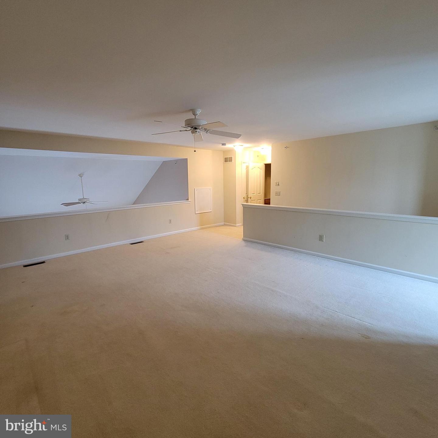 155 Dorchester Dr Property Photo 14