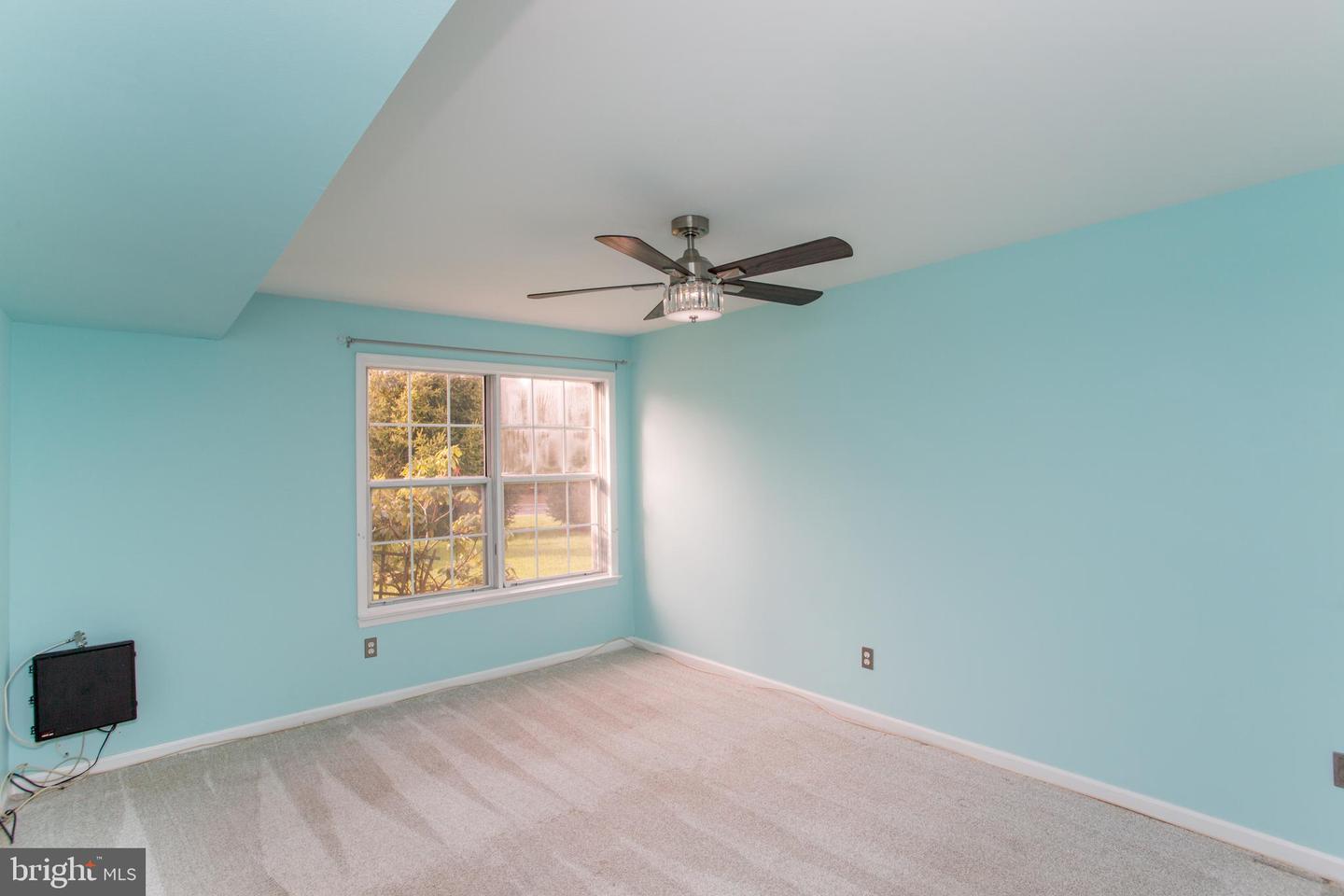 22014 Beacon Hill Dr Property Photo 24