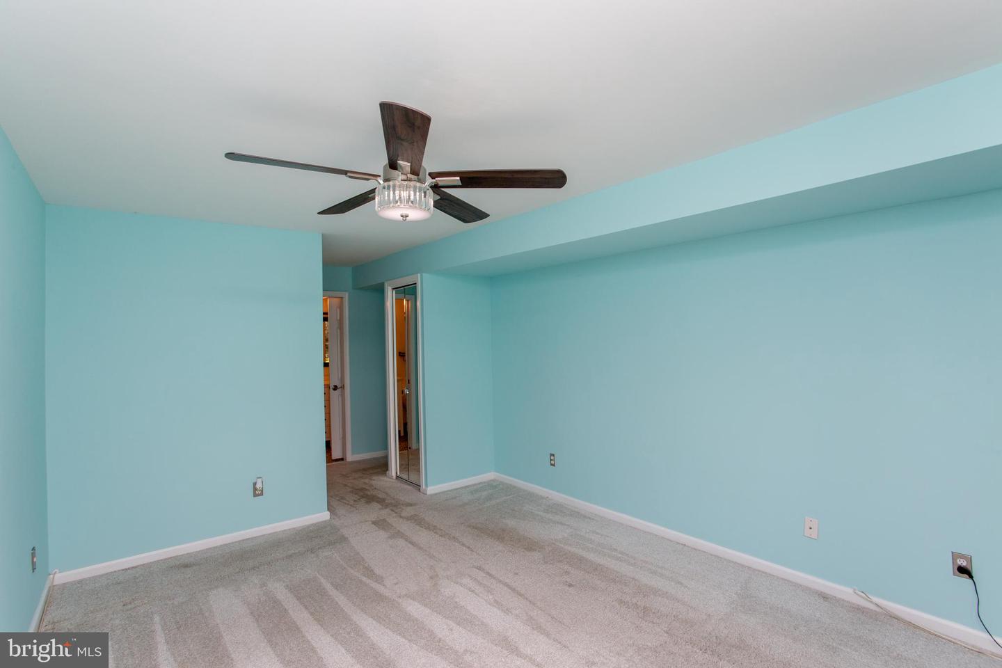 22014 Beacon Hill Dr Property Photo 27