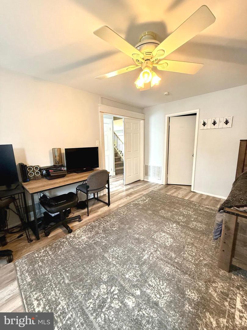 176 Bucks Meadow Ln Property Photo 18