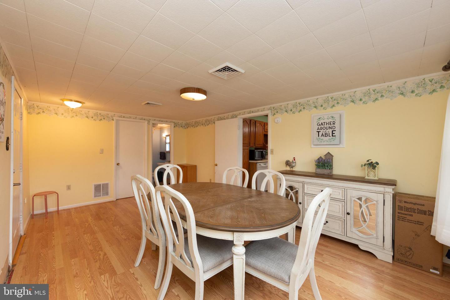 309 Oaktree Dr Property Photo 16