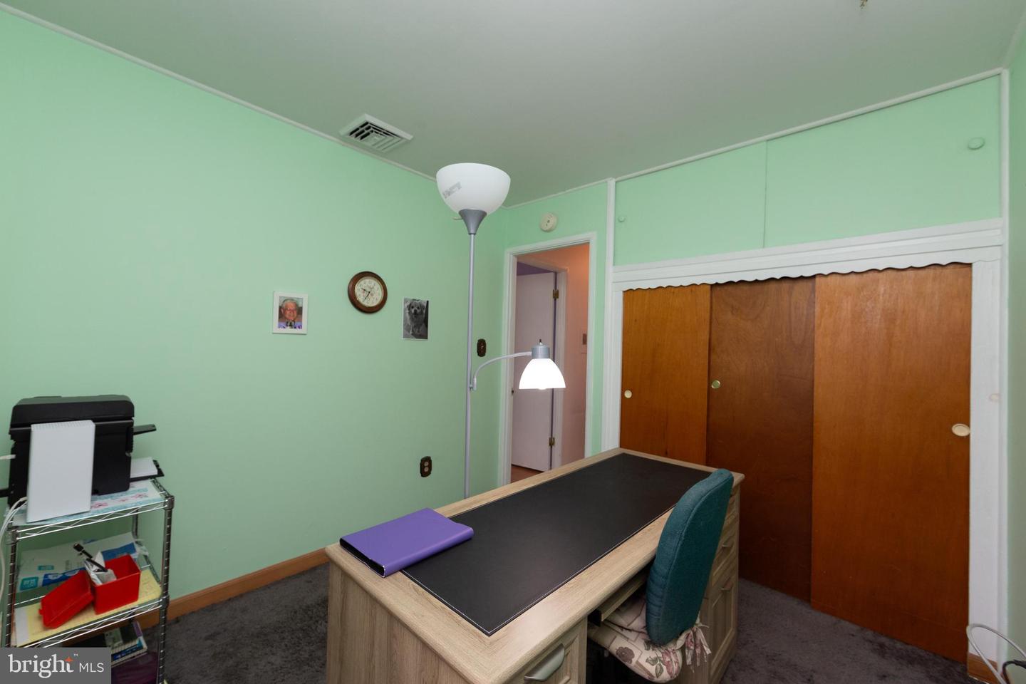 309 Oaktree Dr Property Photo 24