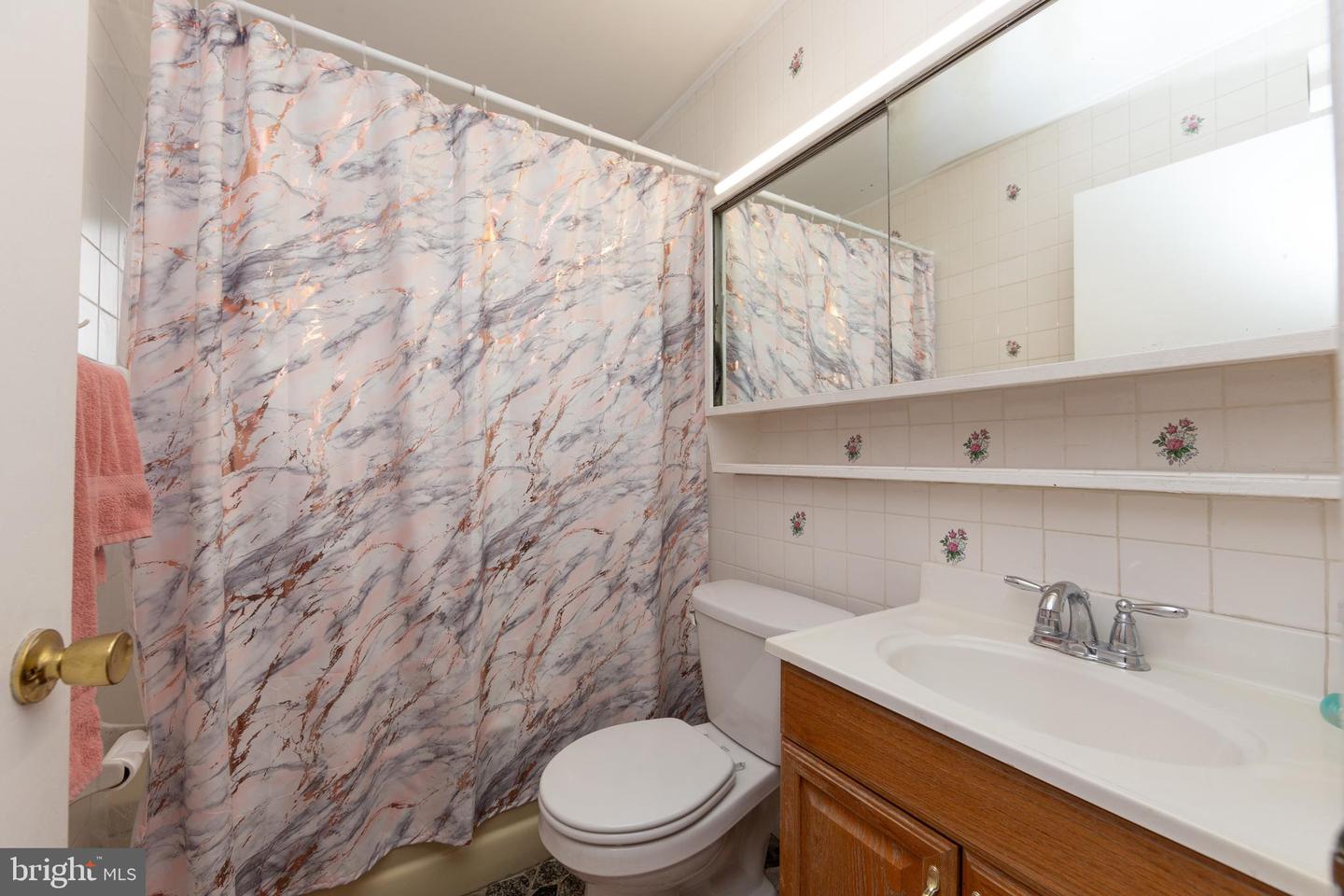 309 Oaktree Dr Property Photo 25