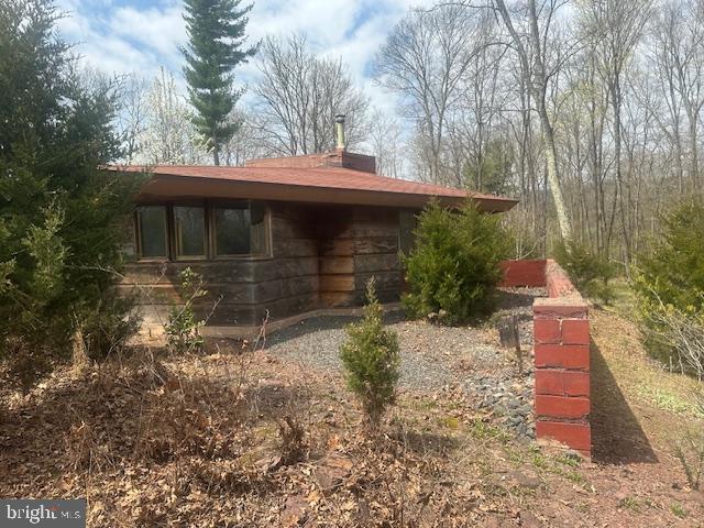 565 Cafferty Rd Property Photo 4