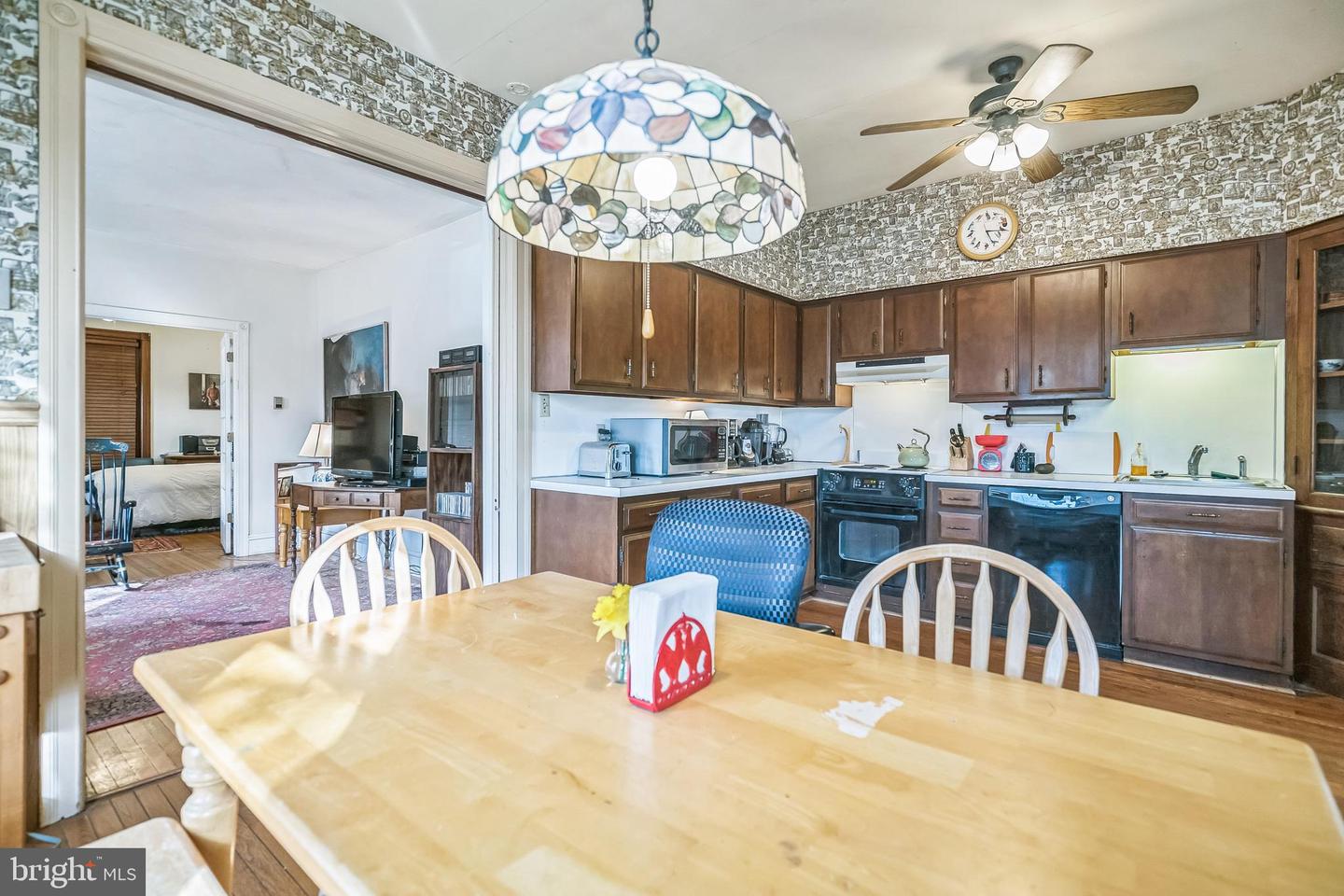 412 W Market St Property Photo 15
