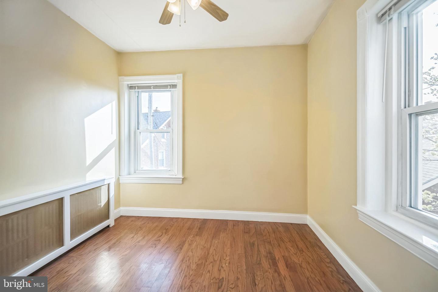 412 W Market St Property Photo 26