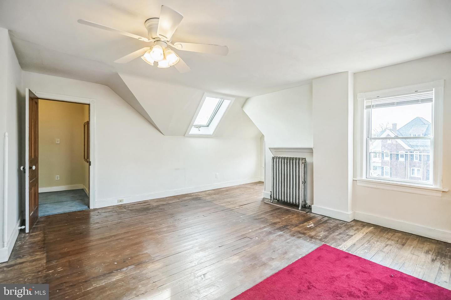 412 W Market St Property Photo 29