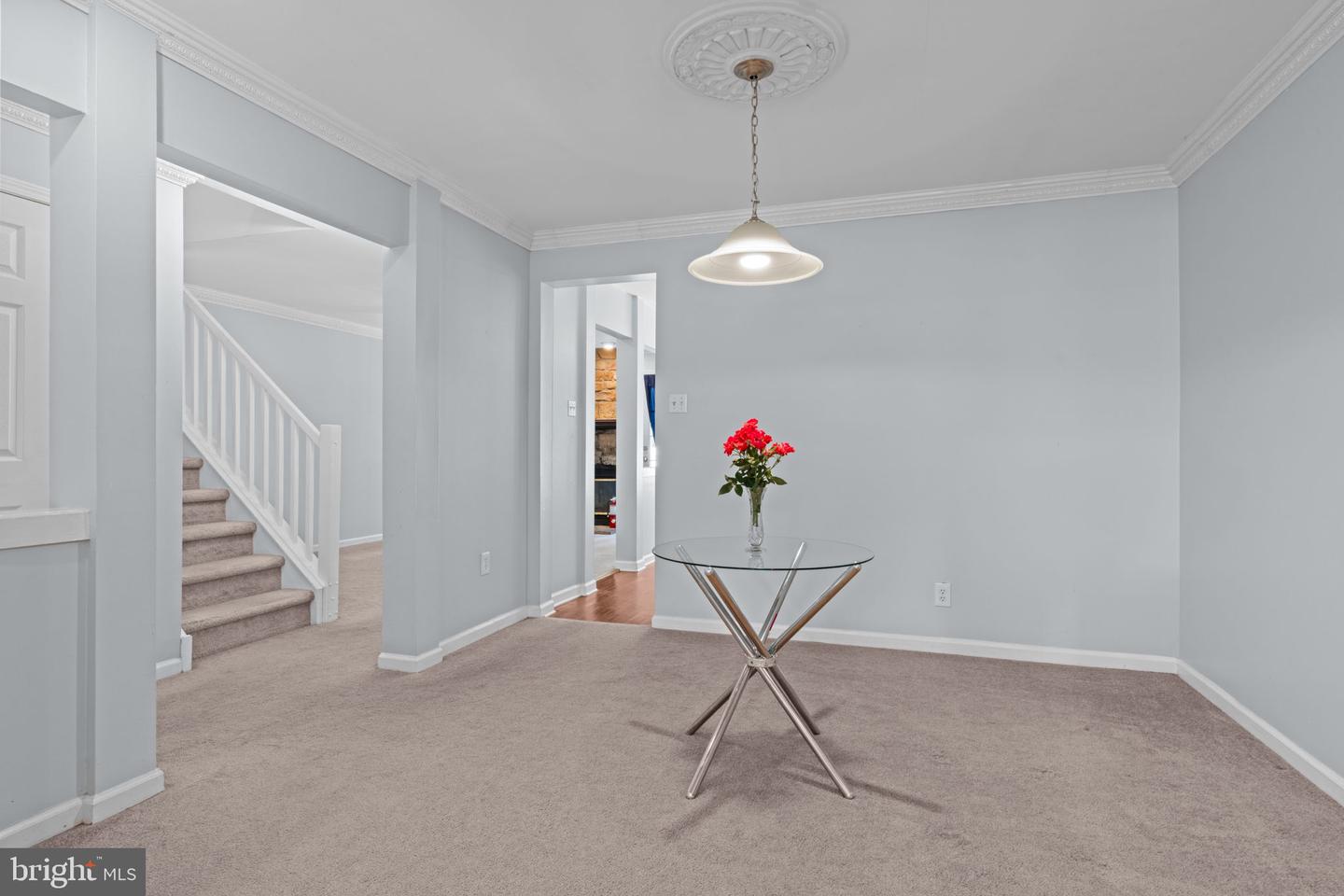 302 Weston Ln #23 Property Photo 6