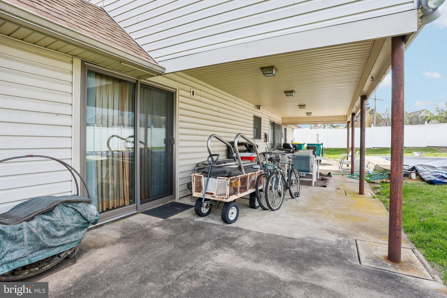 63 Tinsel Rd Property Photo 8