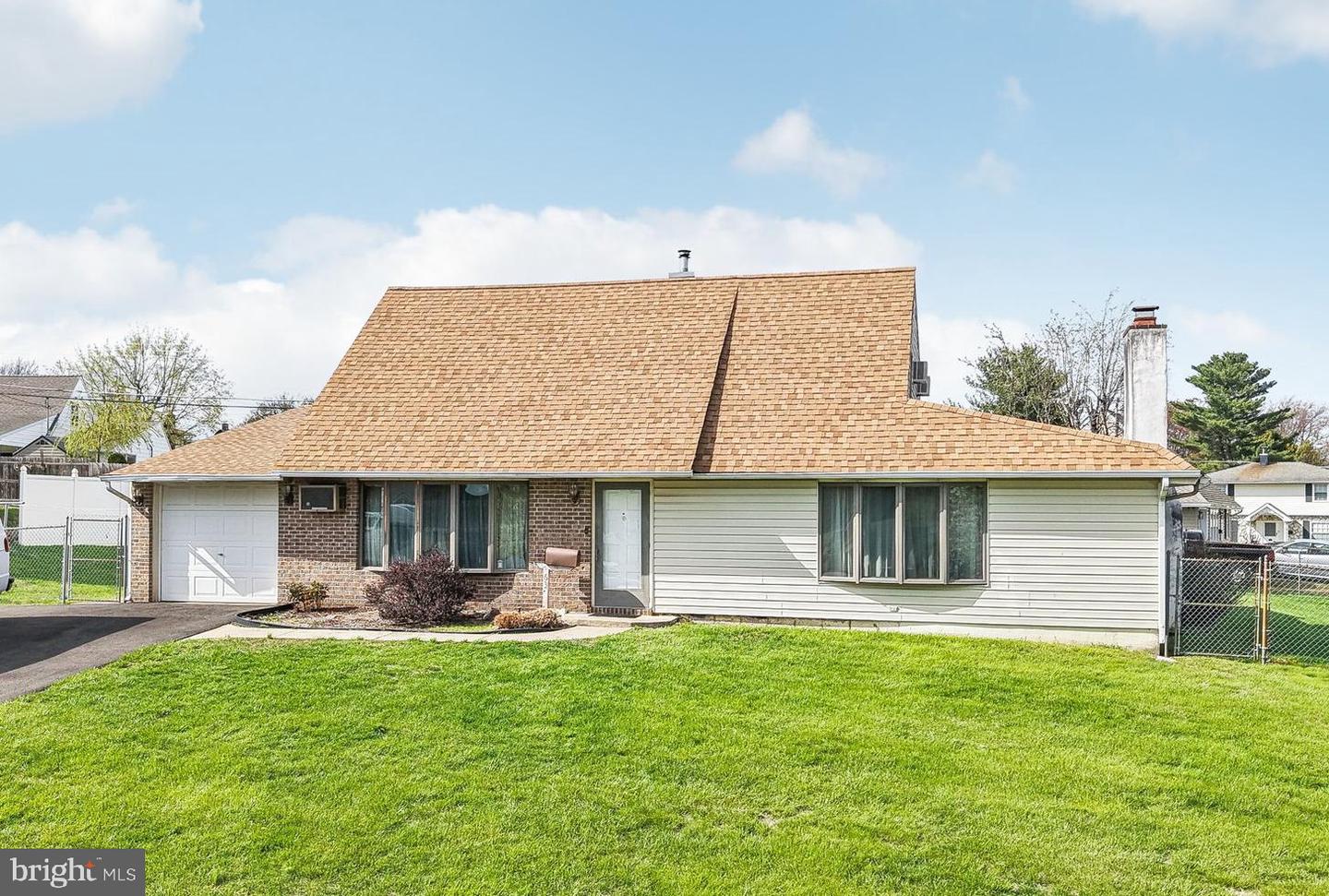 63 Tinsel Rd Property Photo 14