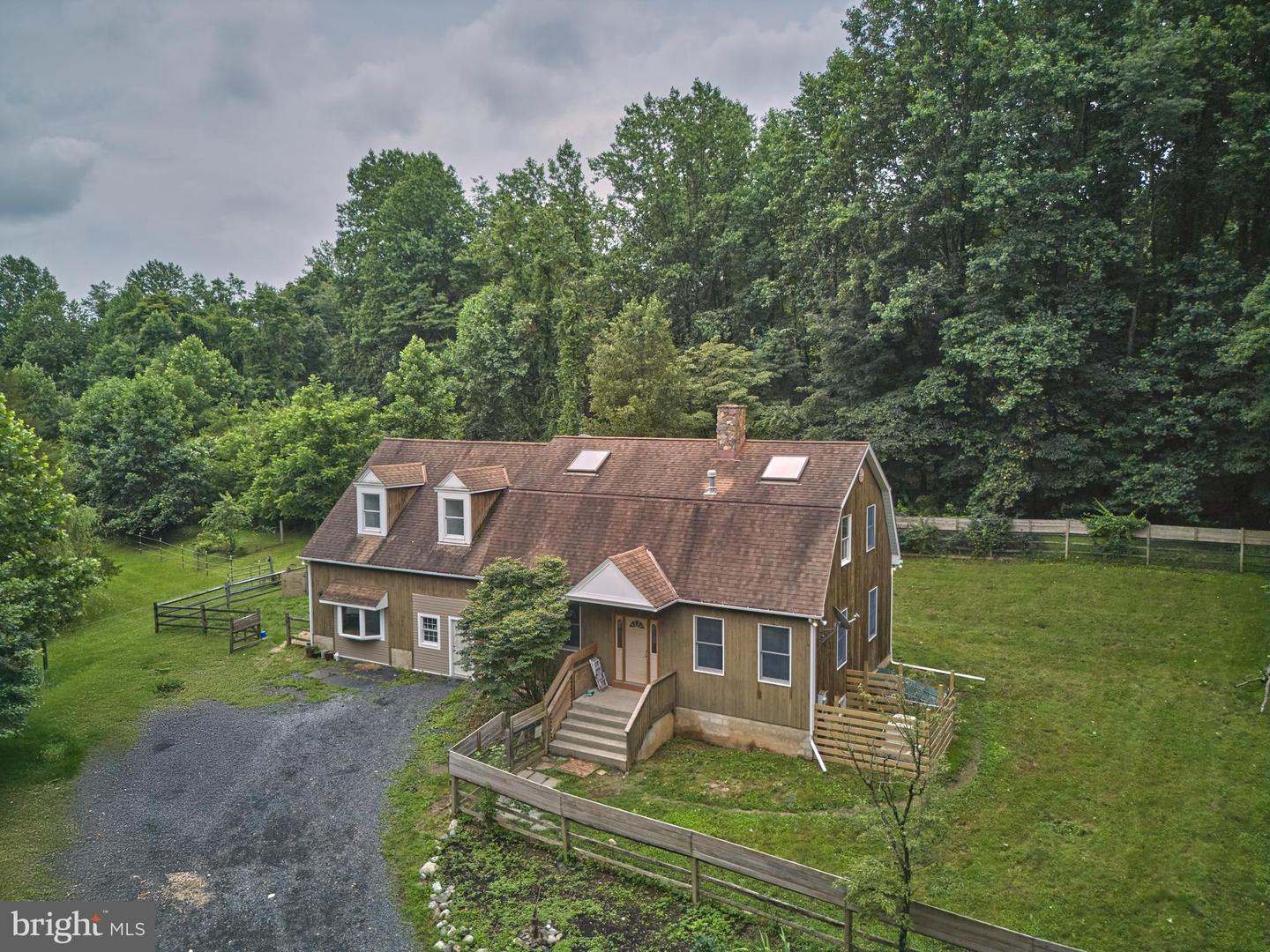 130 Rattlesnake Rd Property Photo 1