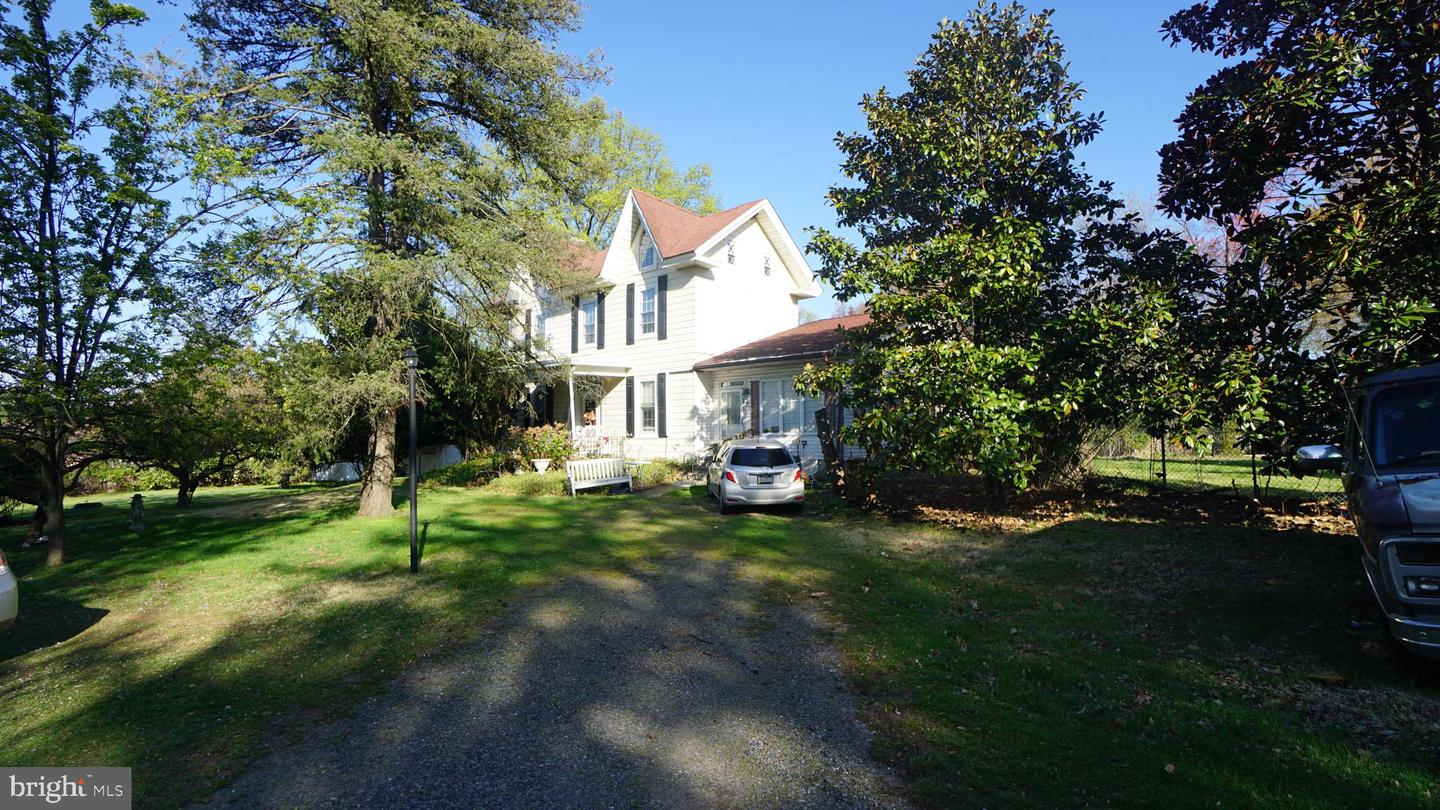3806 BRISTOL PIKE