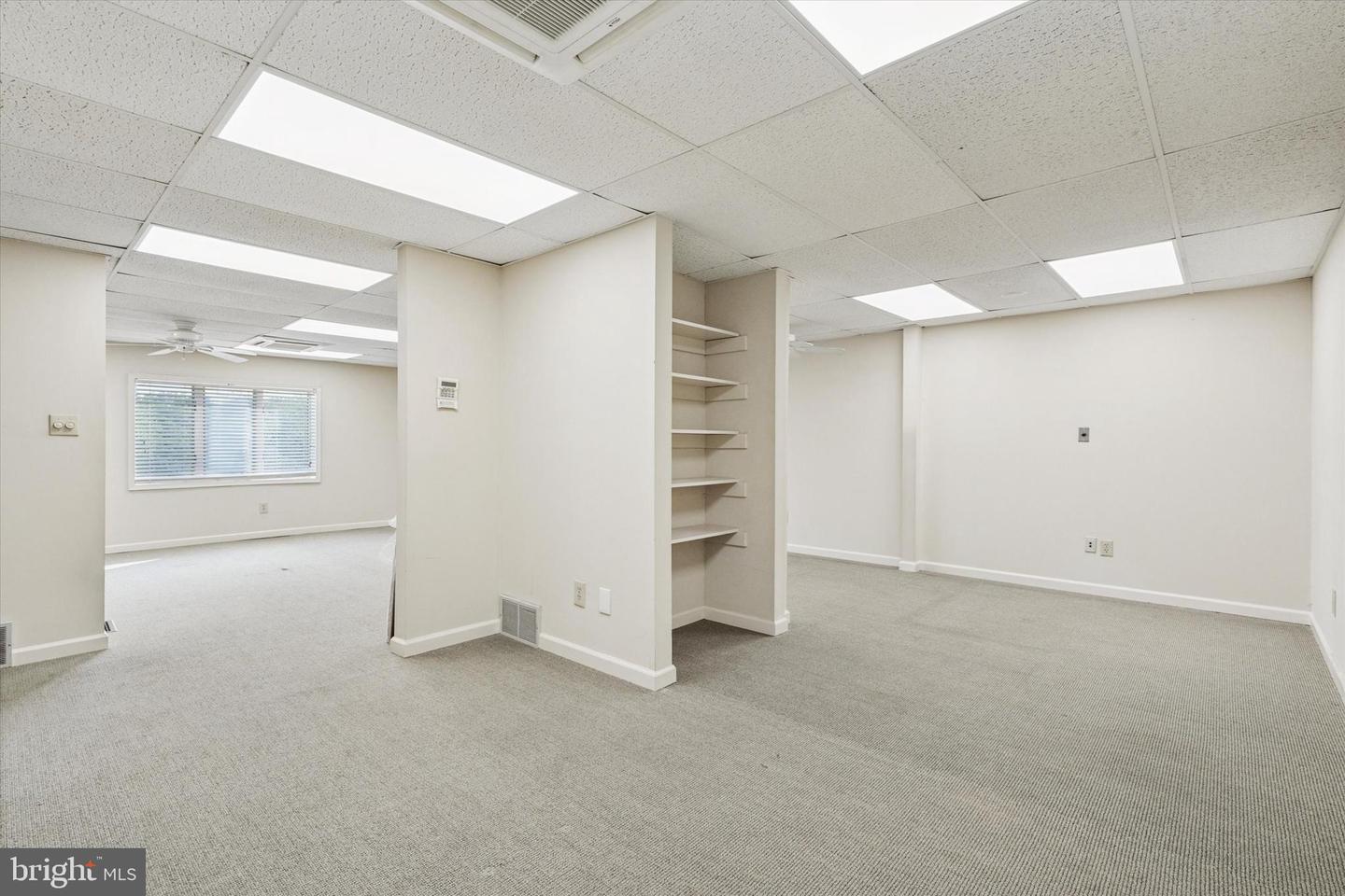 97 Wood St Property Photo 18
