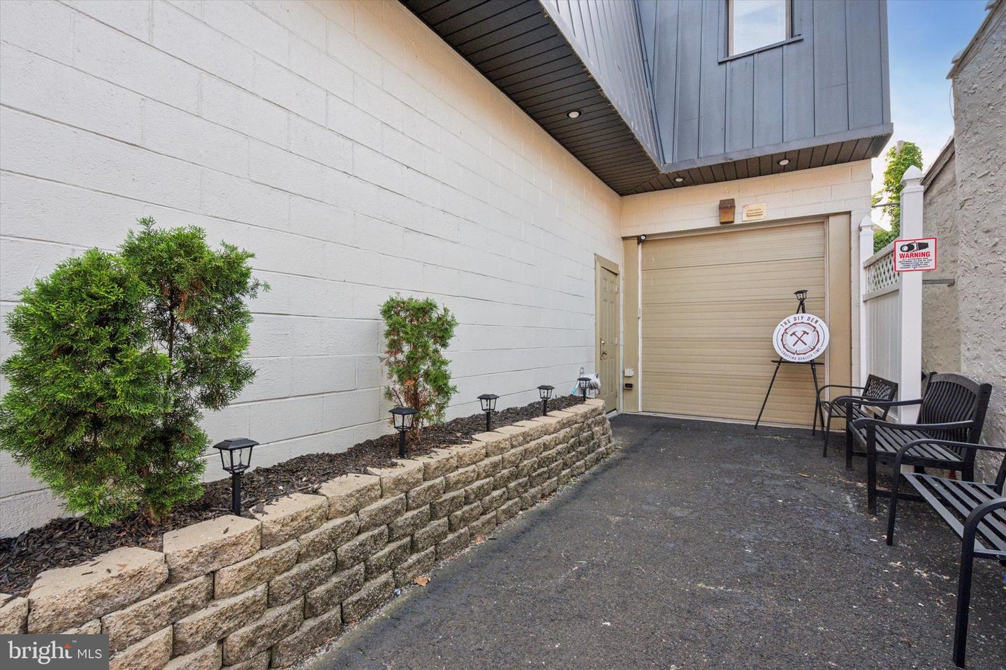 97 Wood St Property Photo 25