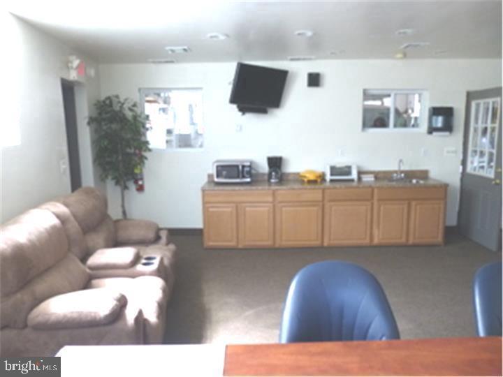 829 Bristol Pike Property Photo 13